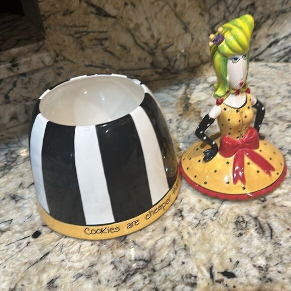 Dolly Mama Cookie Jar - Picture 3 of 8